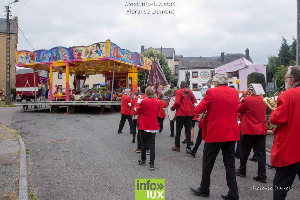 //media/jw_sigpro/users/0000001510/procession Saint Donat/Procession de Saint Donat-37